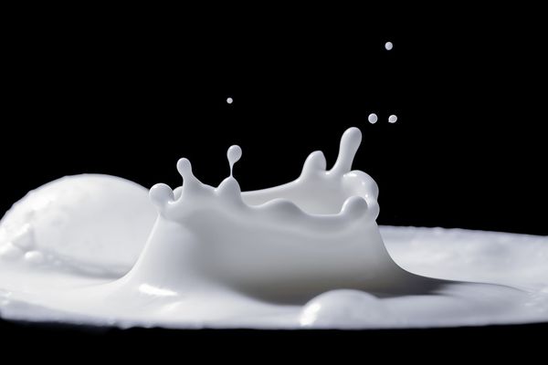 Czas na zmiany: 5 powodów, dla których powinieneś spróbować roślinnego mleka
